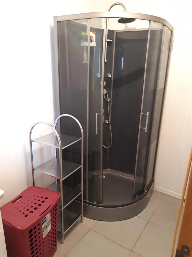 Appartement F1 Meuble 3 Personnes Aubenas Exterior photo